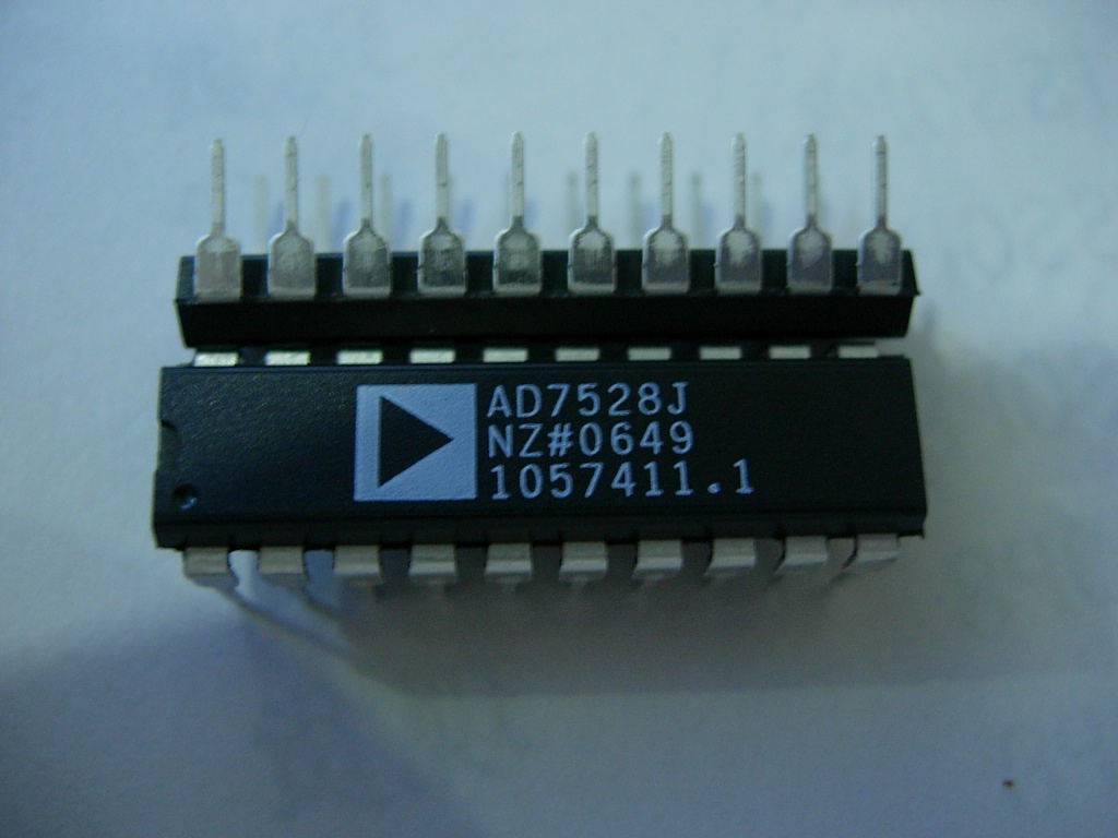 AD7528 ԭװֻ Ӧ0755-61329532 13684976689С